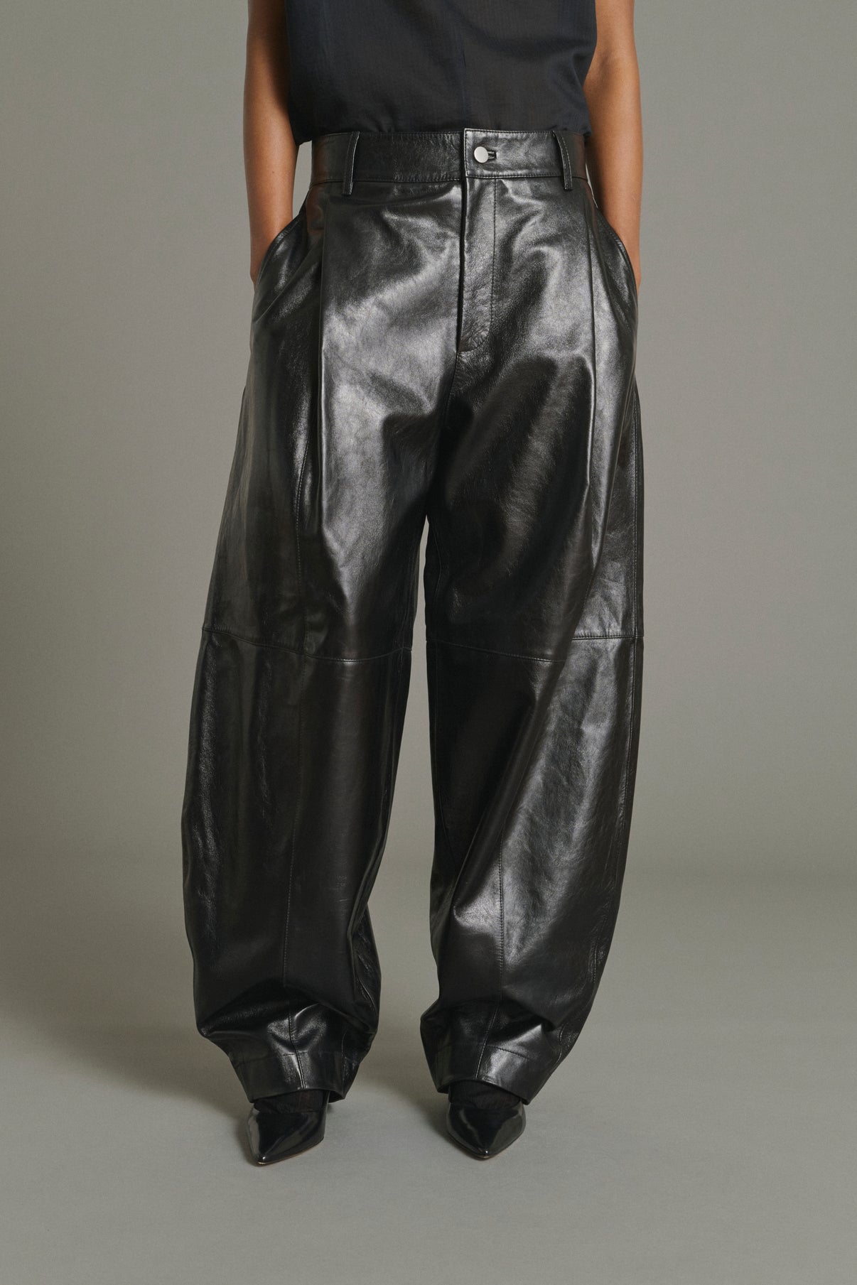 Julien trousers - Black - Leather - Women vue 3